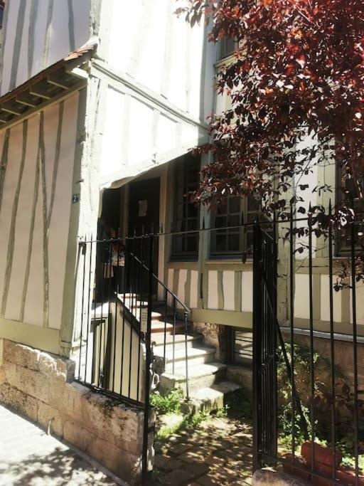 L'Atelier Des Chanoines Ruan Exterior foto